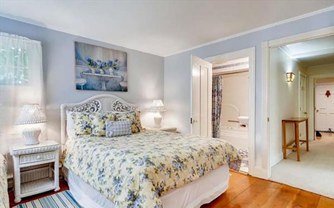 West Tisbury Inn エクステリア 写真