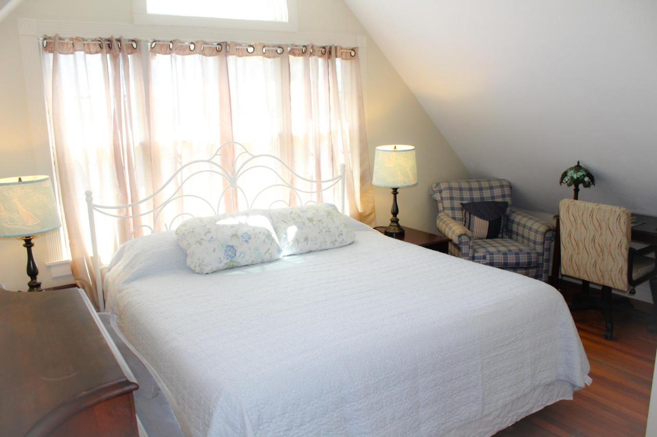 West Tisbury Inn エクステリア 写真